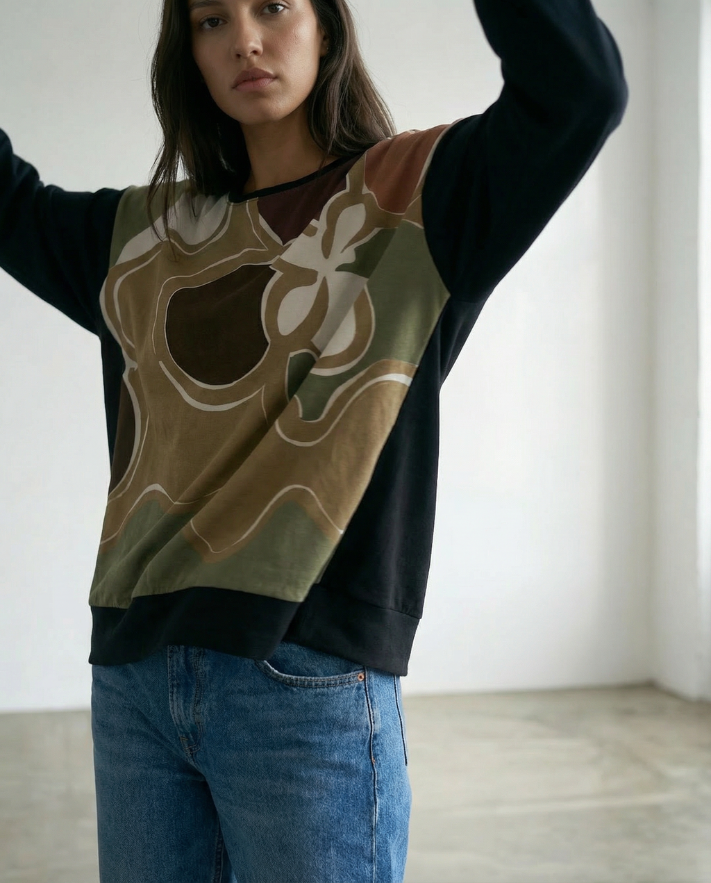 Fotografía artística remera poncho moda sostenible diseño uruguayo Ana Basanta